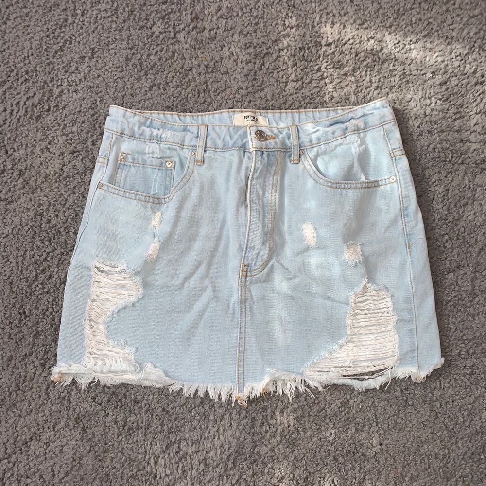 Forever 21 ripped jean skirt